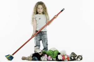 Формула успешного воспитания: как приучить ребенка убирать игрушки