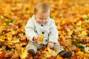 Одяг на осінь, що обов'язково потрібно купити дитині?