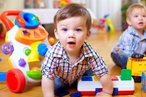 Значение игрушек и ролевых игр в жизни ребенка